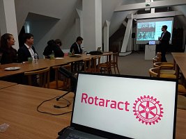 Distriktní konference Rotaract clubů